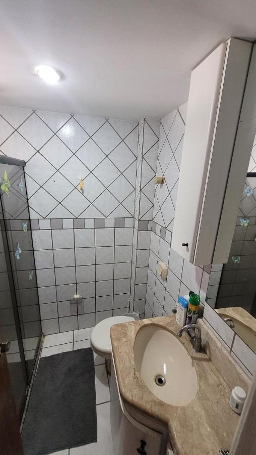 Aconchegante 2 Quartos Com Wifi + 1 Quarto Menor Apartment Гуарапари Екстериор снимка